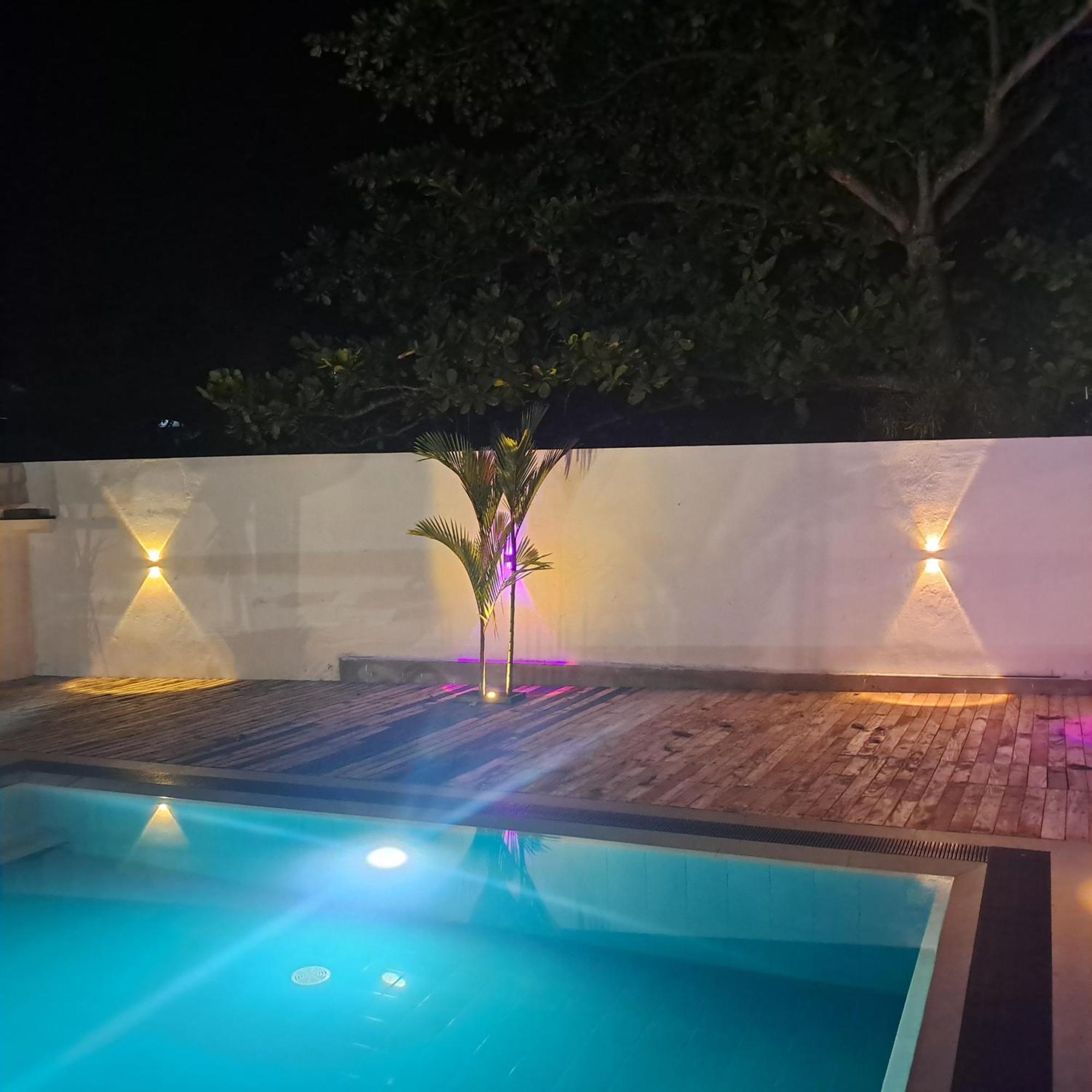 Banco Villa Beruwala Luaran gambar