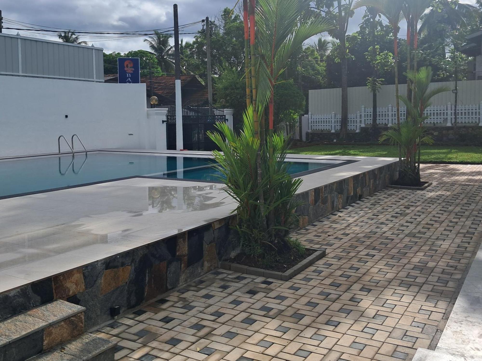 Banco Villa Beruwala Luaran gambar