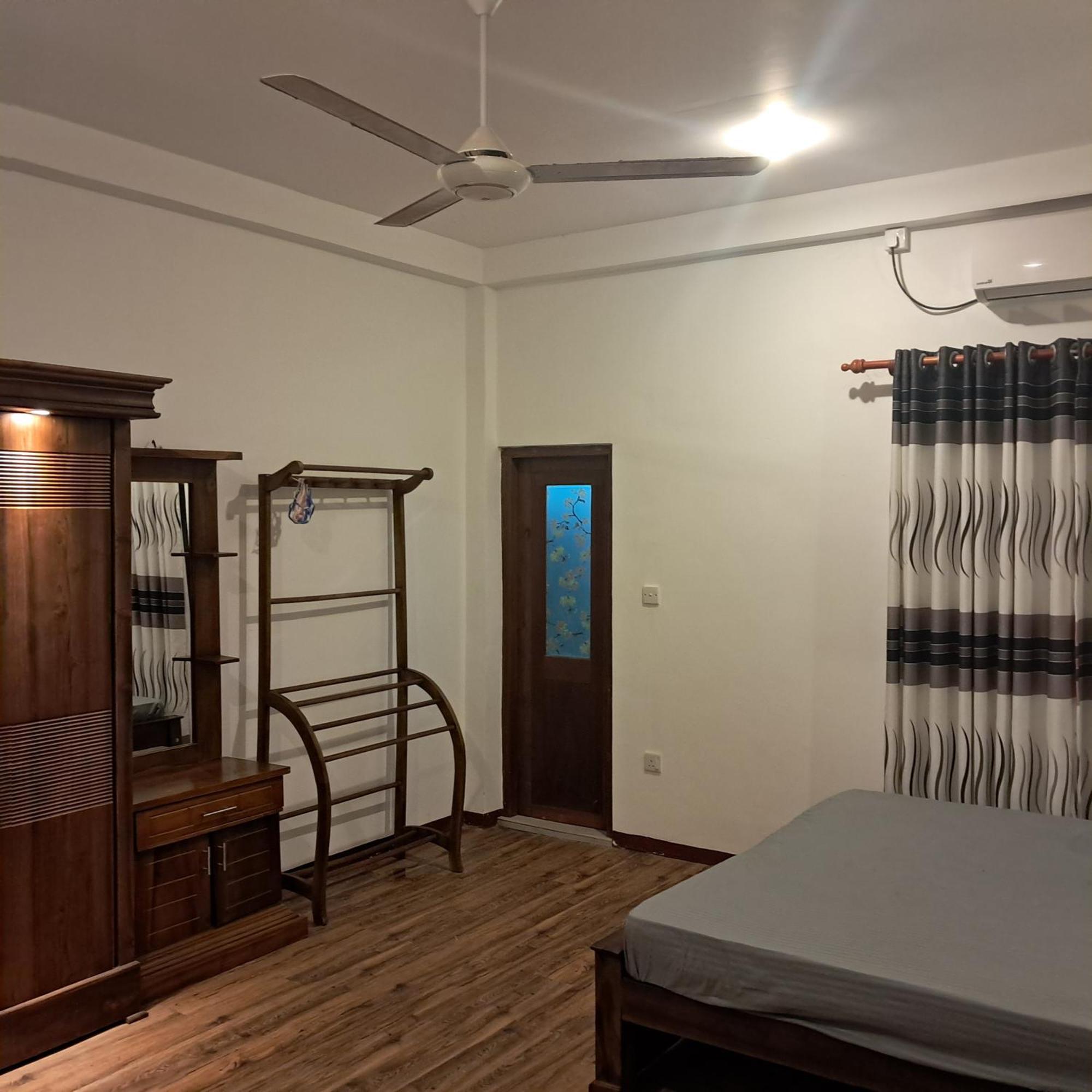 Banco Villa Beruwala Luaran gambar